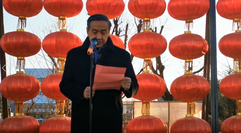 讲话.jpg